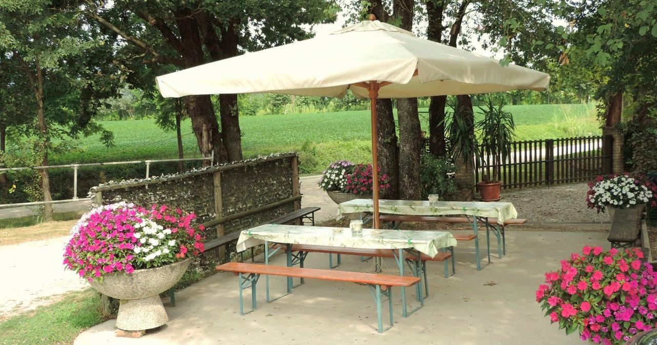 B&B I Prati Di Varmo Romans di Varmo Luaran gambar
